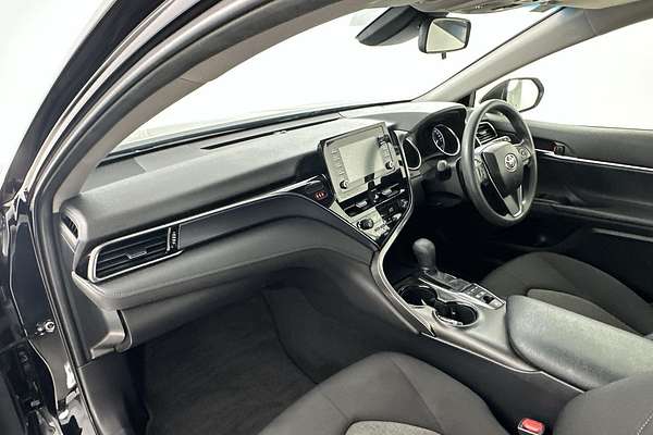 2024 Toyota Camry Ascent AXVH70R