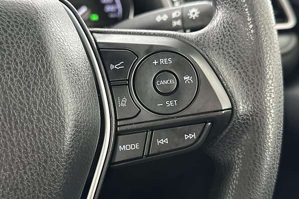 2024 Toyota Camry Ascent AXVH70R