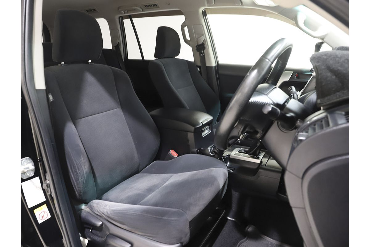 Prado GXL 2.8L T Diesel Automatic Wagon 4C78720 001