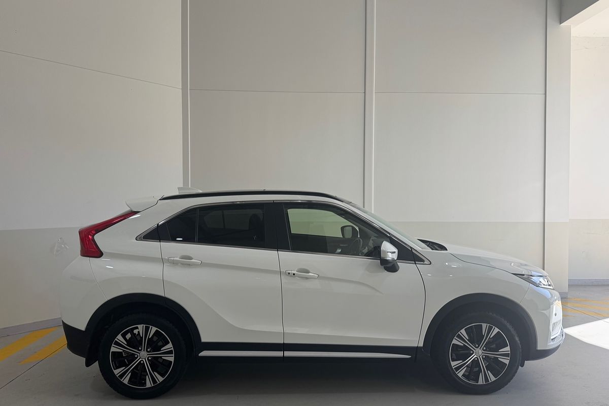 2018 Mitsubishi Eclipse Cross Exceed YA
