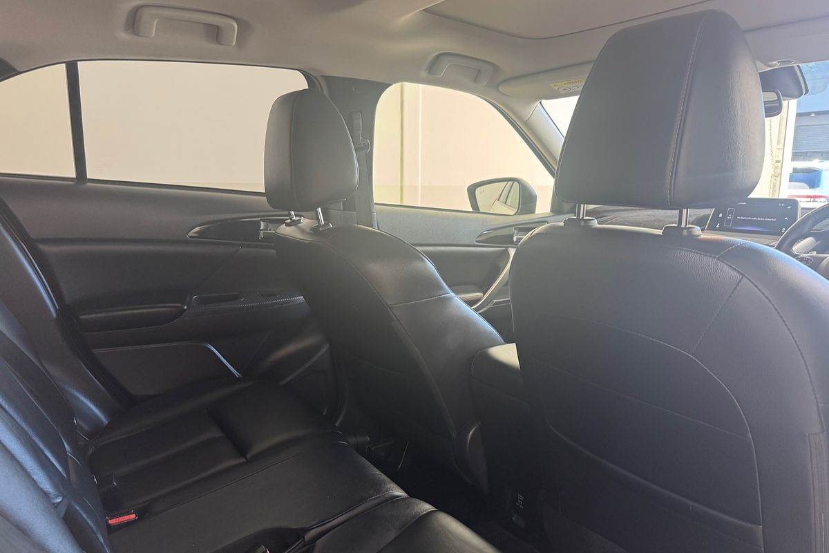 2018 Mitsubishi Eclipse Cross Exceed YA