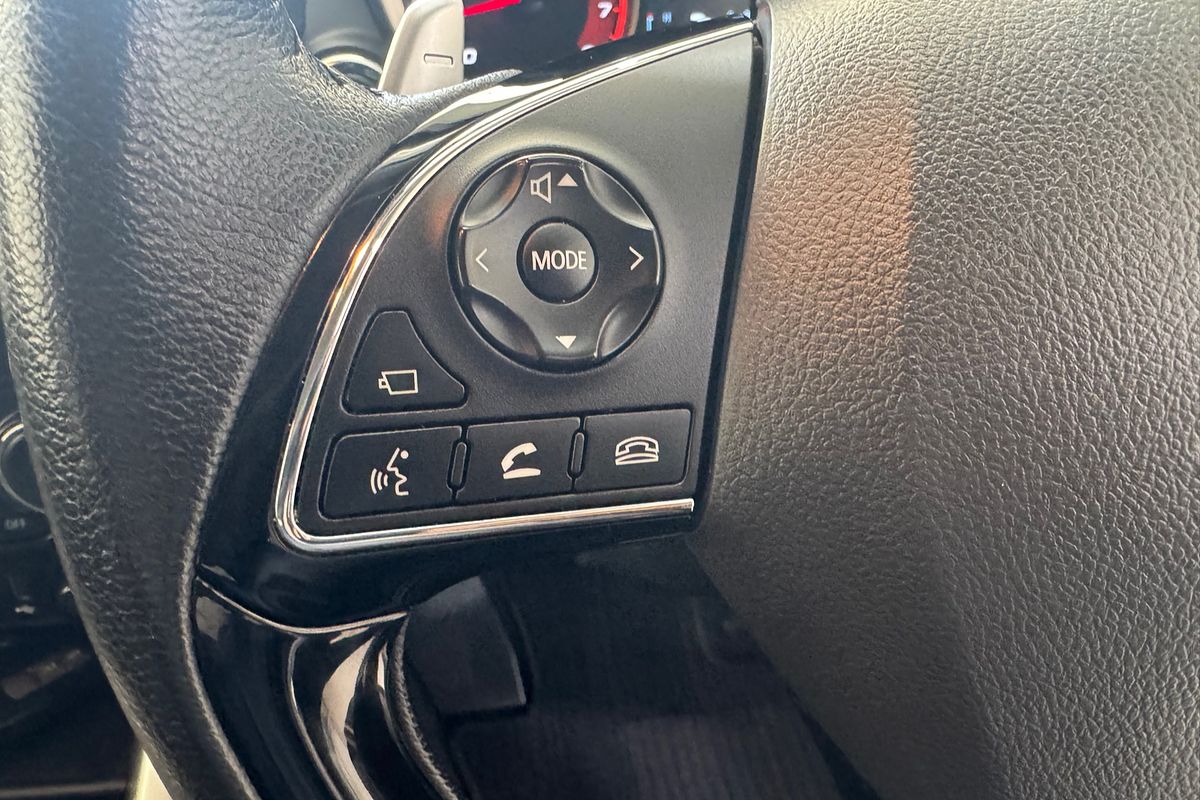 2018 Mitsubishi Eclipse Cross Exceed YA