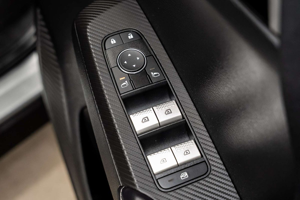 2023 Mitsubishi Outlander ES ZM