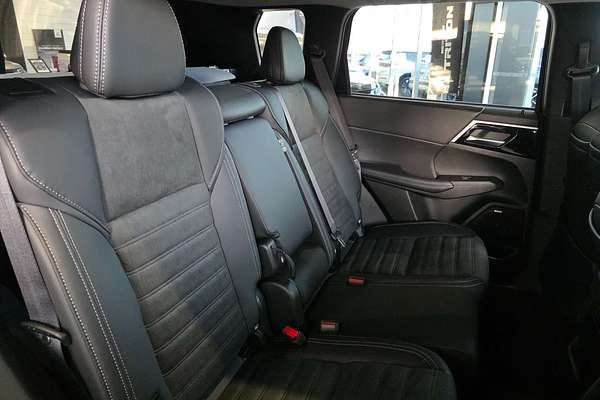 2025 Mitsubishi Outlander Aspire ZM