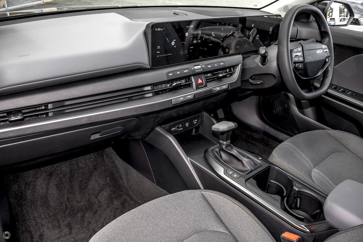 2025 Kia K4 Sport CL4m