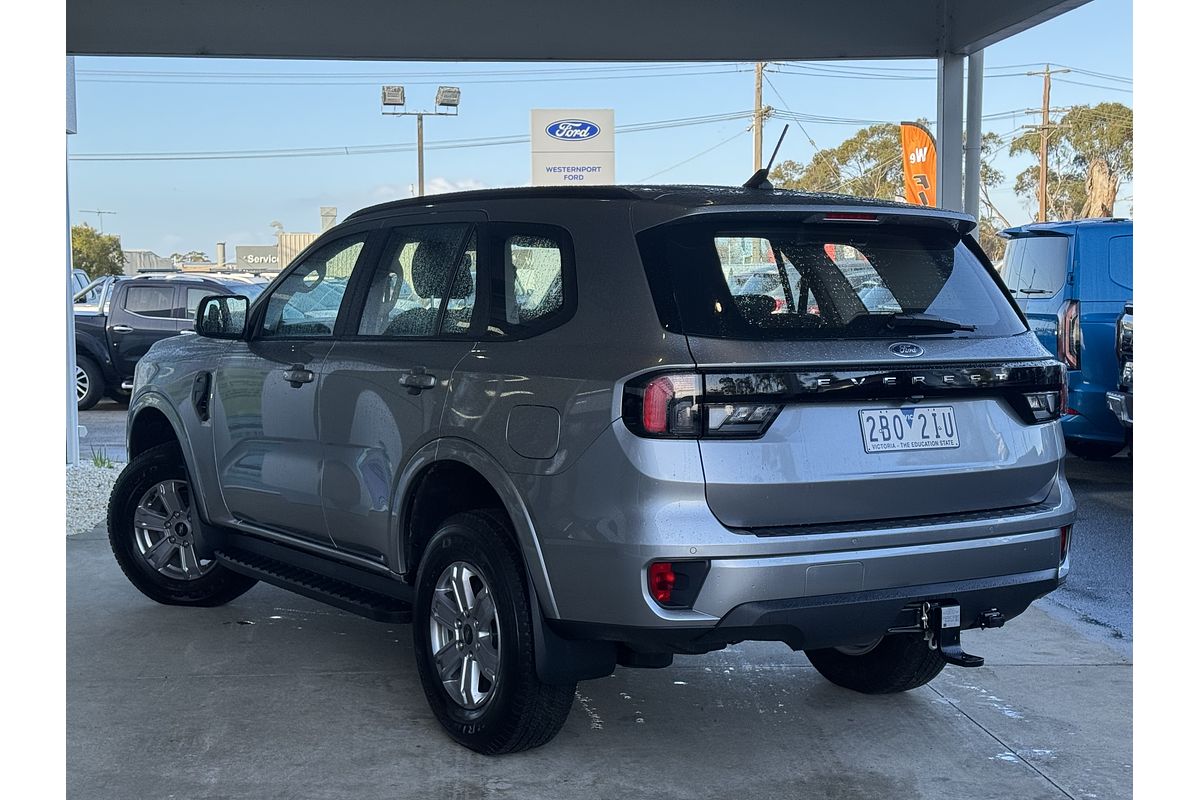 2024 Ford Everest Ambiente 2.0L