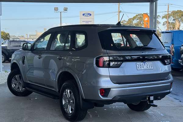 2024 Ford Everest Ambiente 2.0L