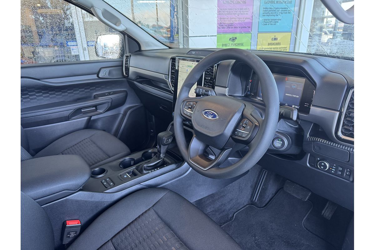 2024 Ford Everest Ambiente 2.0L