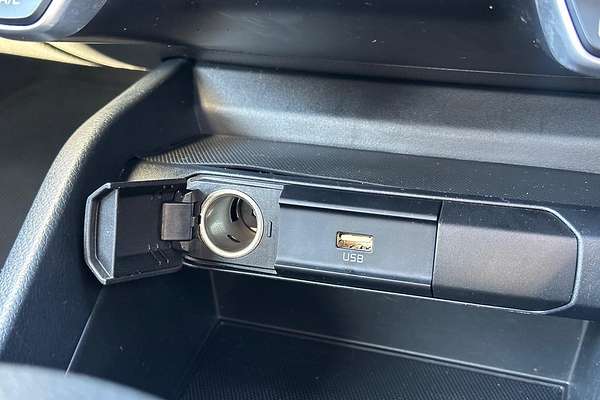 2022 Kia Stonic S YB