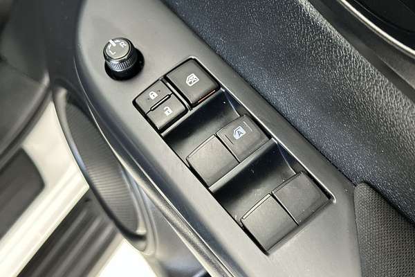 2023 Toyota Hilux SR GUN126R