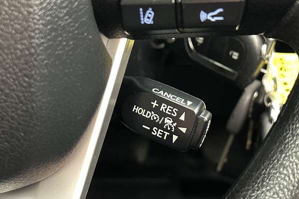 2023 Toyota Hilux SR GUN126R