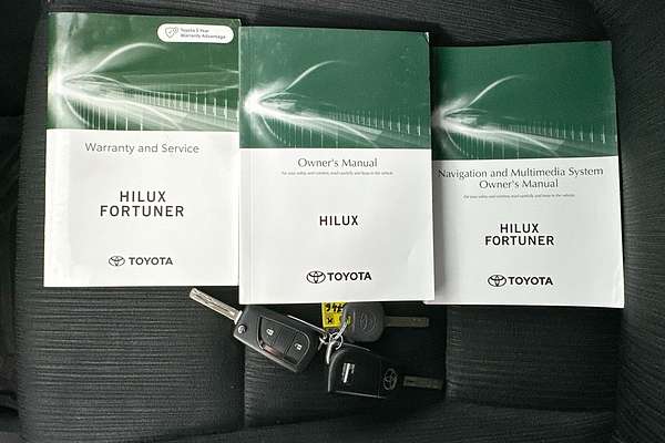 2021 Toyota Hilux SR GUN126R 4X4