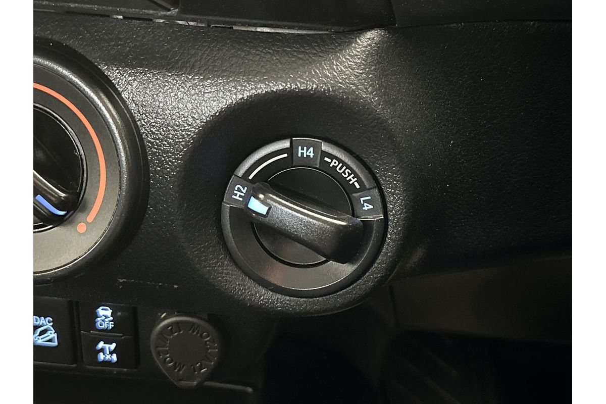 2021 Toyota Hilux SR GUN126R 4X4