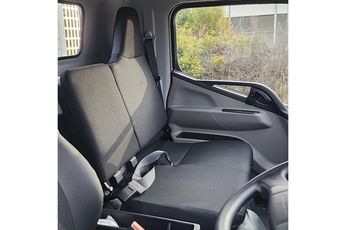 2025 Fuso Canter 515 Wide