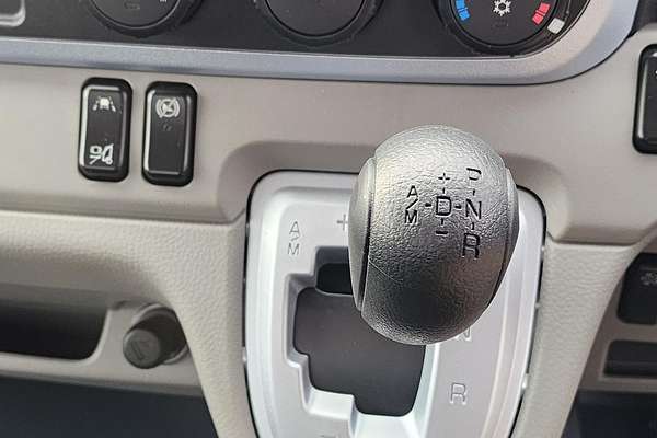 2025 Fuso Canter 515 Wide