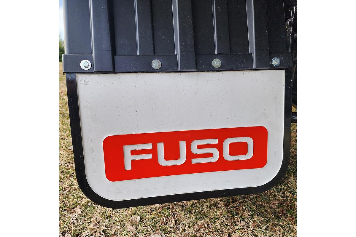 2025 Fuso Canter 515 Wide