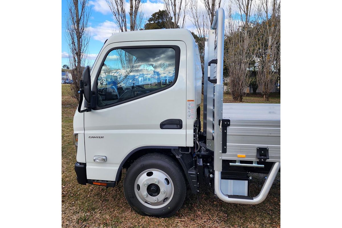 2025 Fuso Canter 515 Narrow