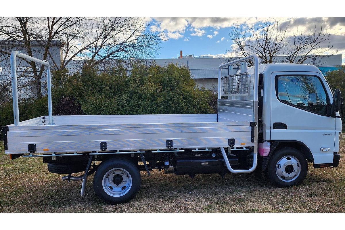 2025 Fuso Canter 515 Narrow