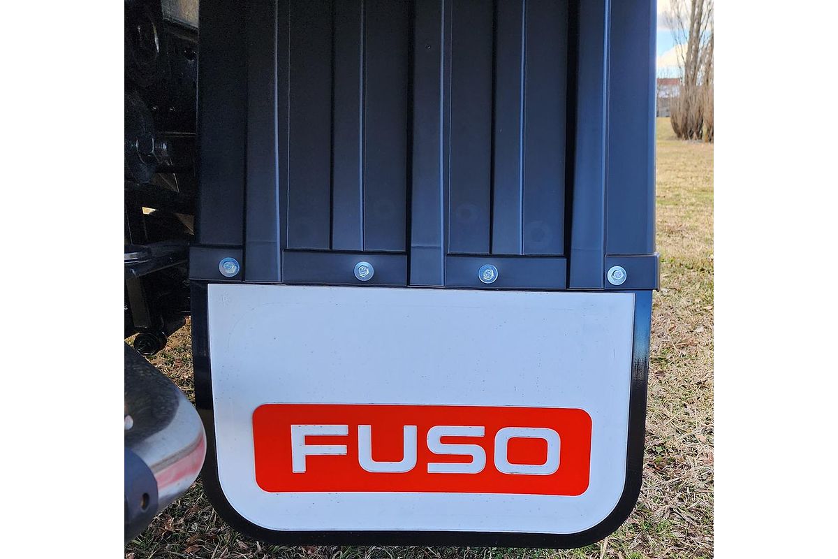 2025 Fuso Canter 515 Narrow