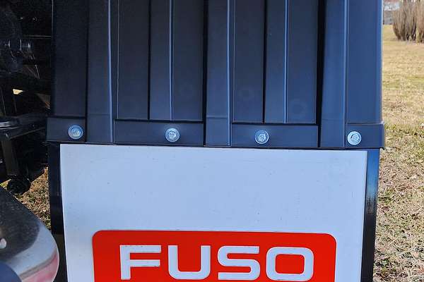 2025 Fuso Canter 515 Narrow