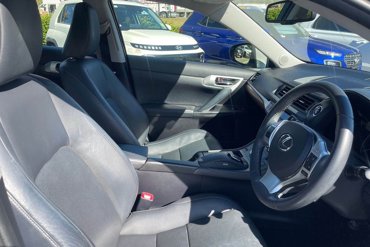 2012 Lexus CT CT200h Sports Luxury ZWA10R