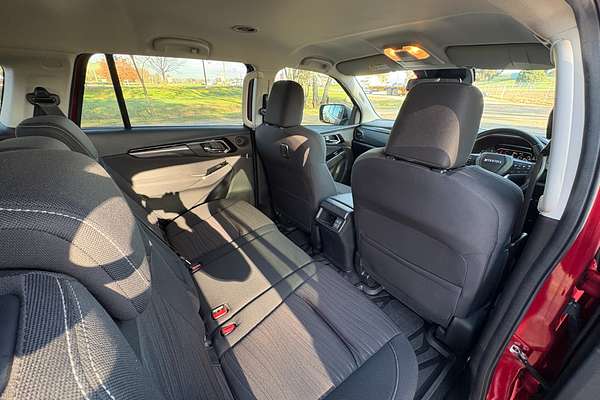 2023 Isuzu MU-X LS-U