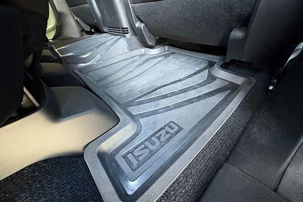 2023 Isuzu MU-X LS-U