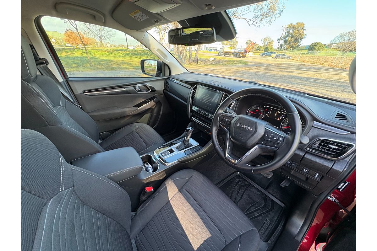 2023 Isuzu MU-X LS-U