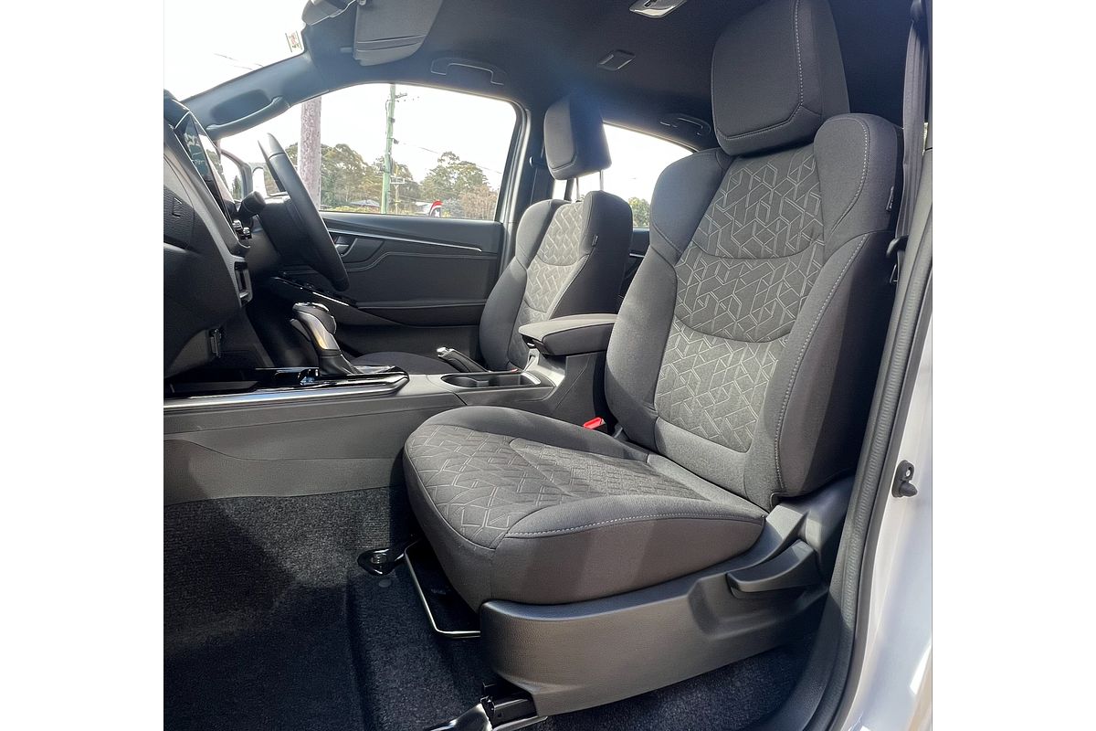 2025 Isuzu D-MAX LS-U High Ride Rear Wheel Drive