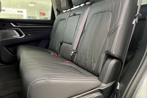 2025 LDV D90 Executive SV9A