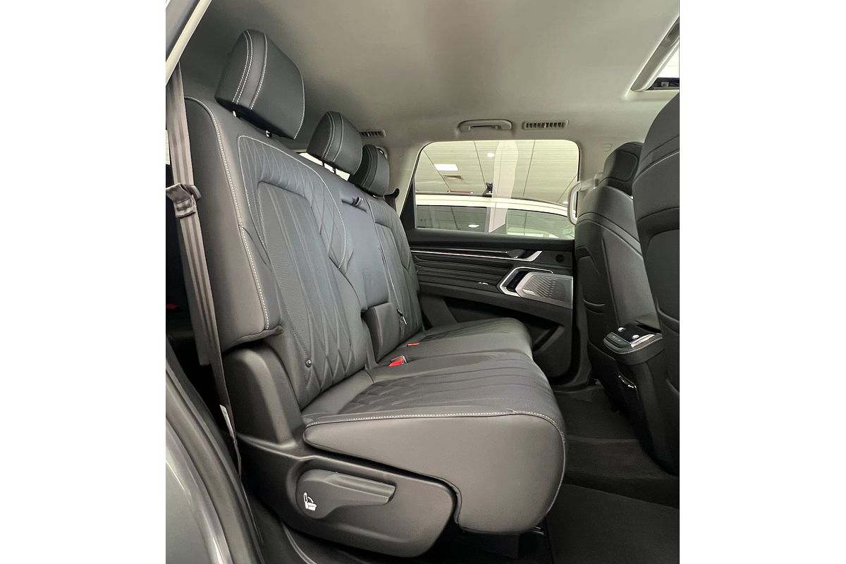 2025 LDV D90 Executive SV9A
