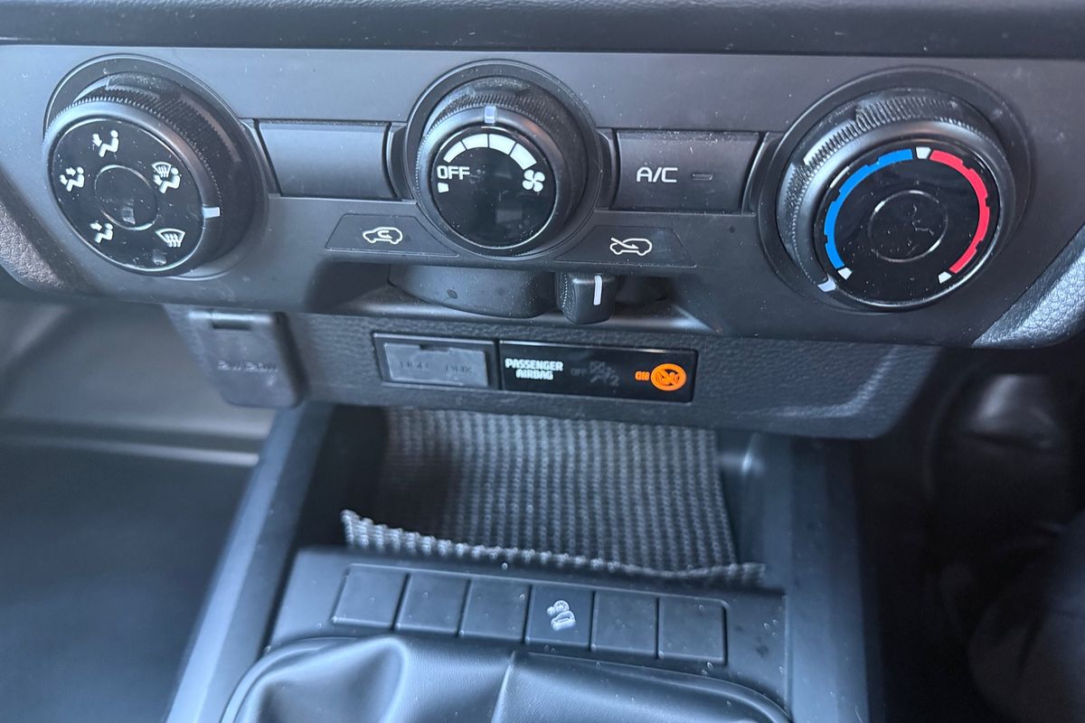 2021 Isuzu D-MAX SX High Ride Rear Wheel Drive