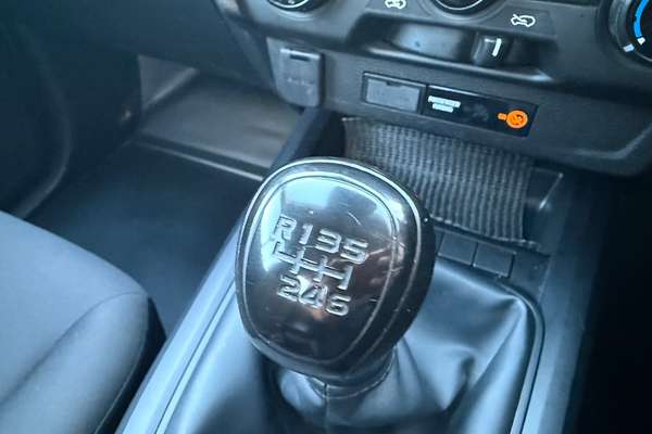 2021 Isuzu D-MAX SX High Ride Rear Wheel Drive