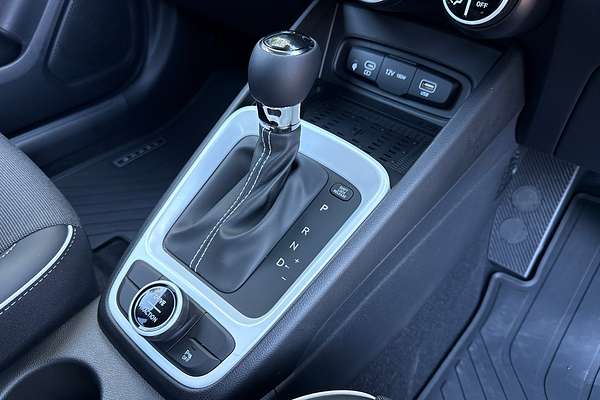 2025 Hyundai Venue Elite QX.V5