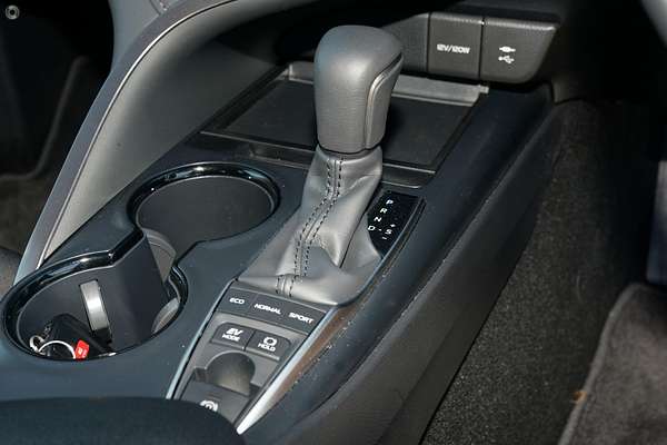2019 Toyota Camry Ascent Sport AXVH71R