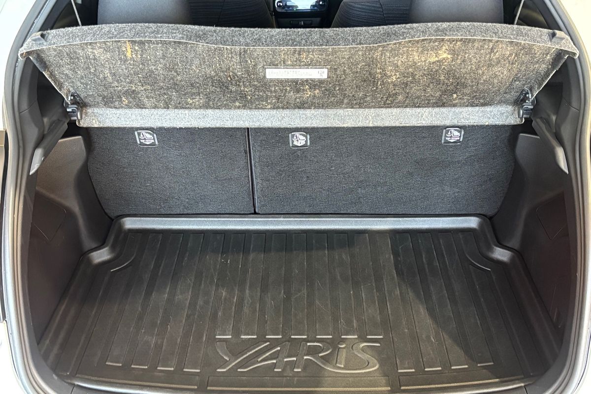 2022 Toyota Yaris SX Hybrid MXPH10R