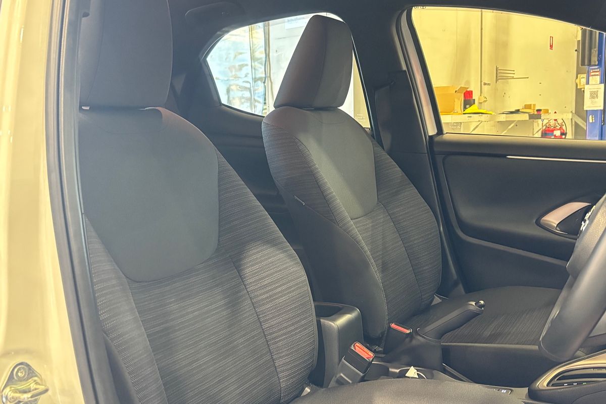 2022 Toyota Yaris SX Hybrid MXPH10R