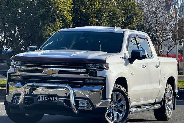 2020 Chevrolet Silverado 1500 LTZ Premium Edition T1 4X4