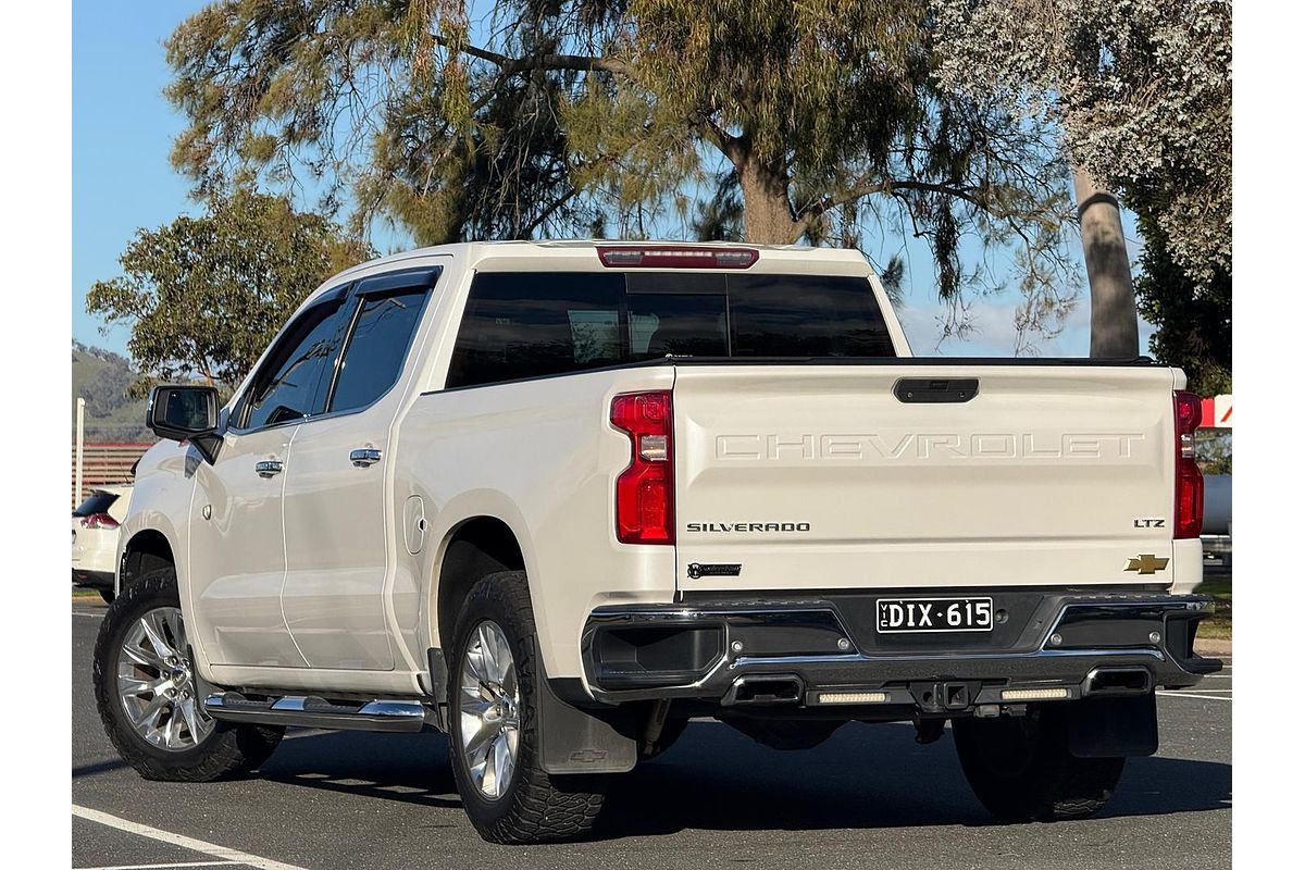 2020 Chevrolet Silverado 1500 LTZ Premium Edition T1 4X4