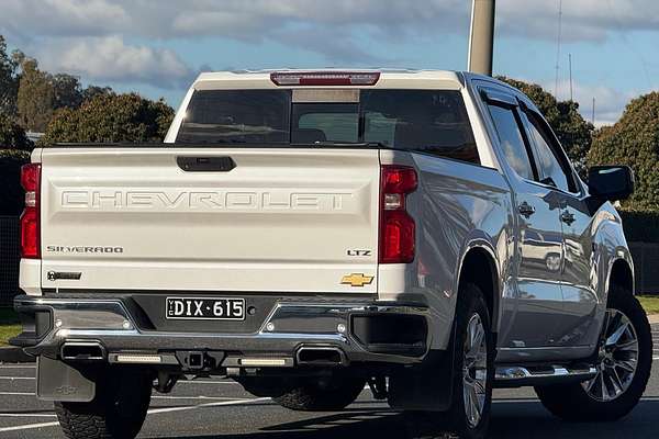 2020 Chevrolet Silverado 1500 LTZ Premium Edition T1 4X4