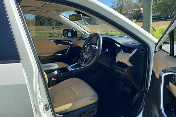 2020 Toyota RAV4 Cruiser AXAH52R