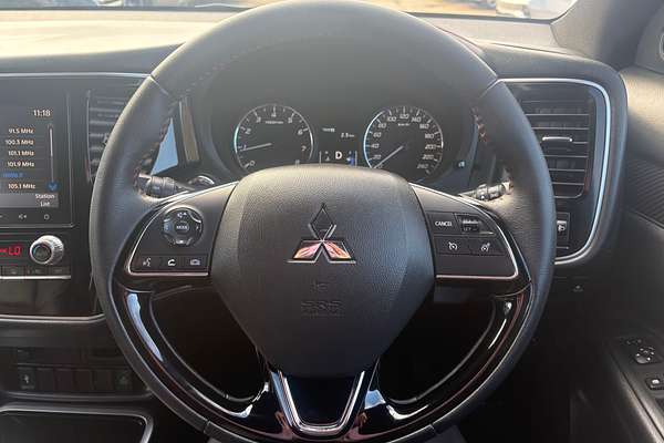 2020 Mitsubishi Outlander Black Edition ZL