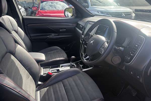 2020 Mitsubishi Outlander Black Edition ZL