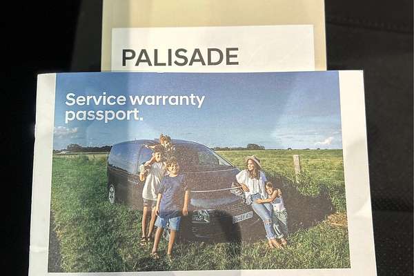 2024 Hyundai Palisade Calligraphy Black Ink LX2.V4