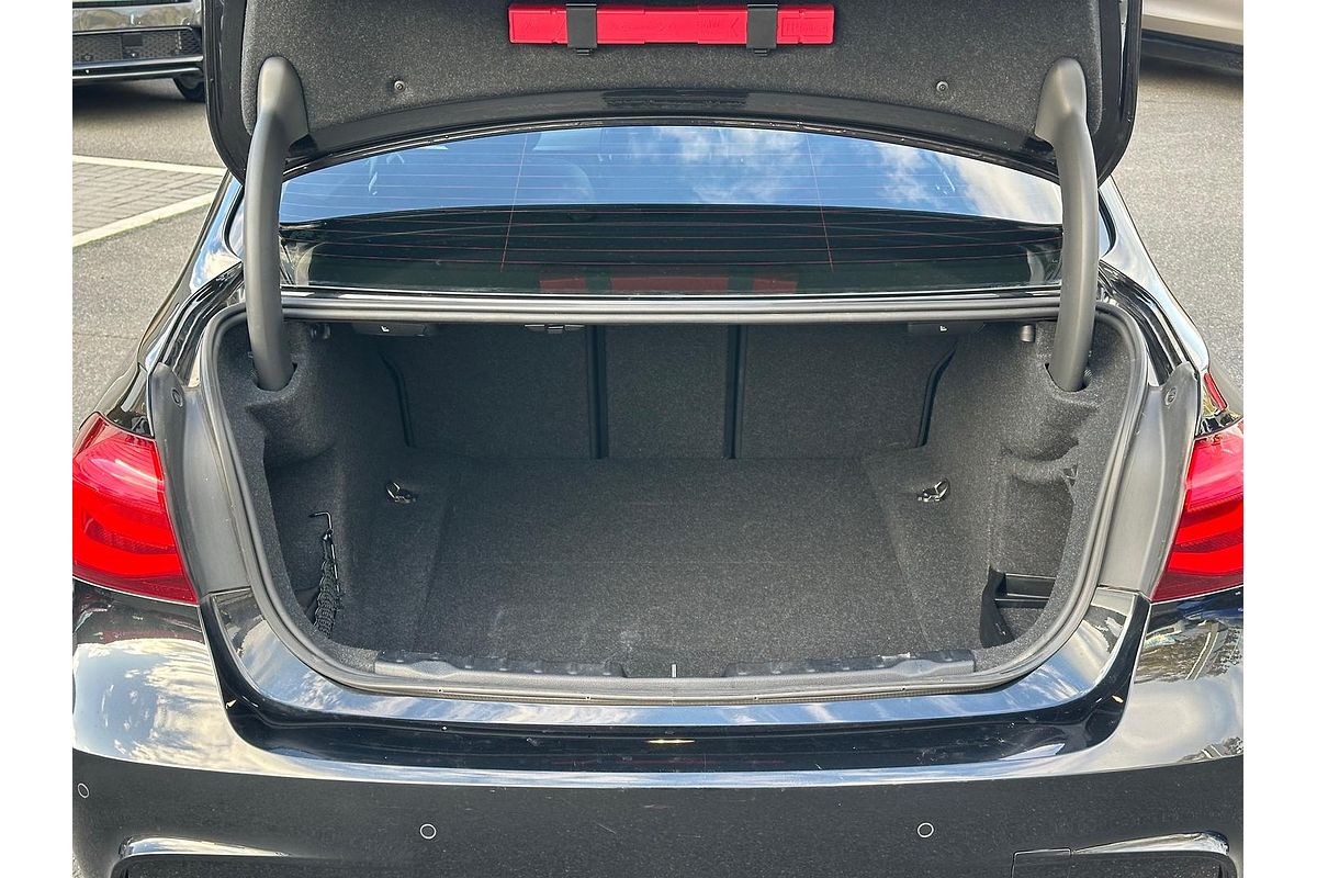 2018 BMW 3 Series 330i M Sport F30 LCI