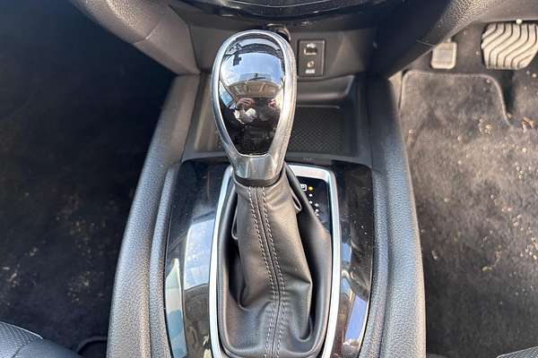 2019 Nissan X-TRAIL ST-L T32 Series II