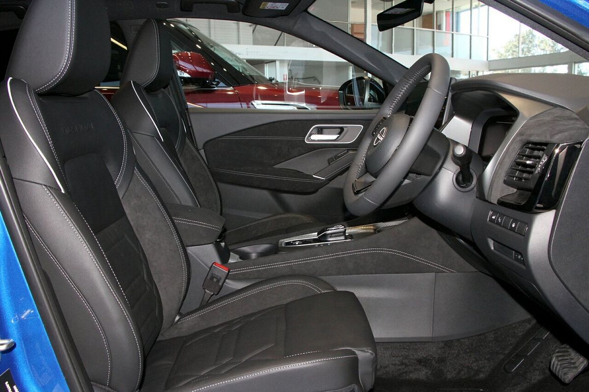 2025 Nissan QASHQAI N-DESIGN e-POWER J12