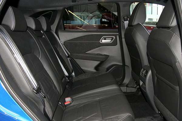 2025 Nissan QASHQAI N-DESIGN e-POWER J12