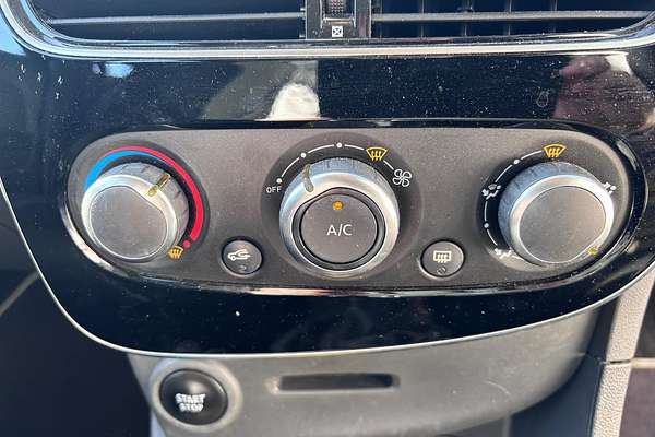 2017 Renault Clio Zen IV B98 Phase 2