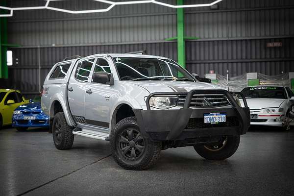 2010 Mitsubishi Triton GL-R MN 4X4